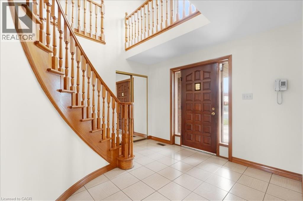 18 MARCEL Place