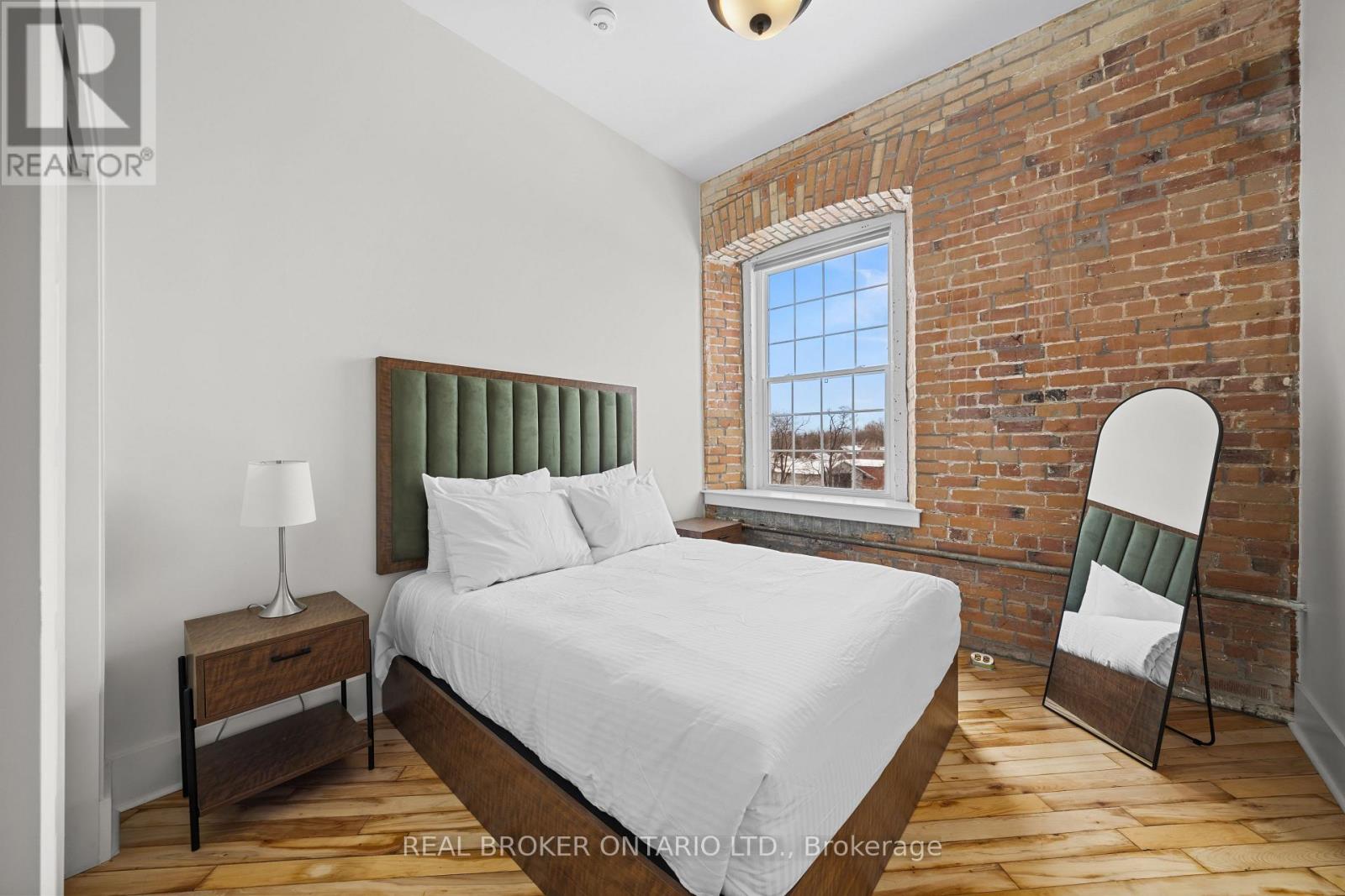 206 - 150 MILL STREET