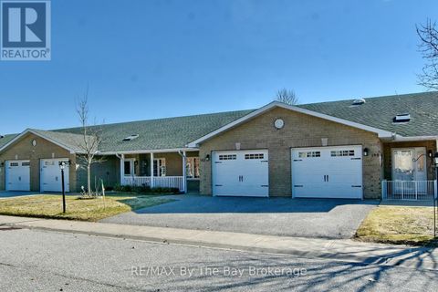 142 MEADOW LANE Wasaga Beach ON L9Z0A4