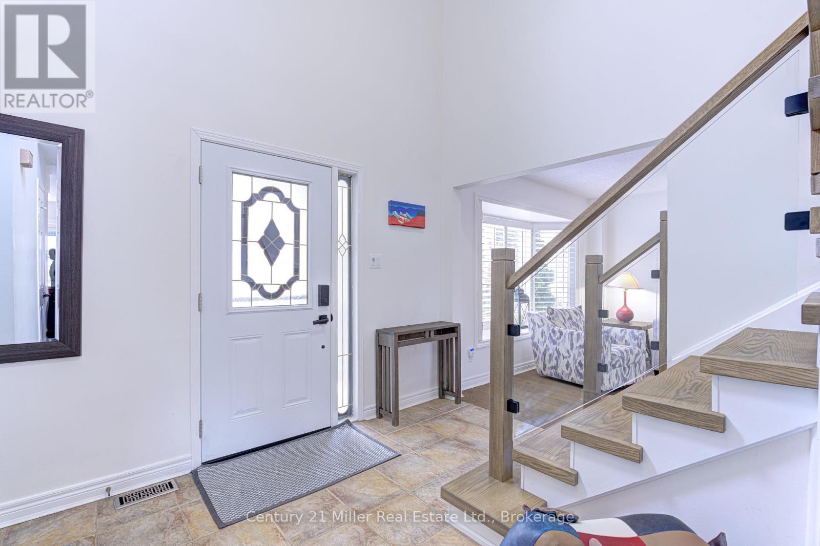 3263 MEAD CRESCENT