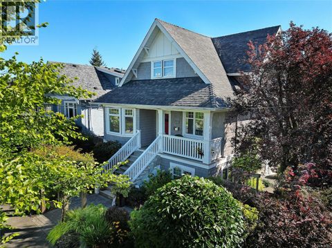 2443 Florence St Oak Bay BC V8R5E7
