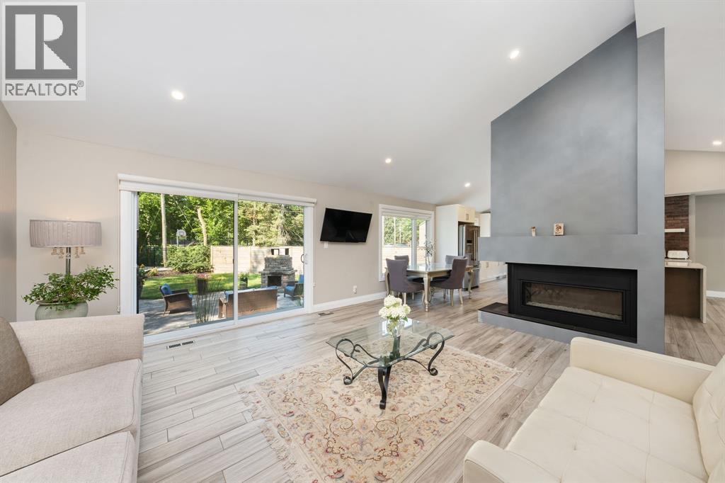 1011 EDGEWATER COURT