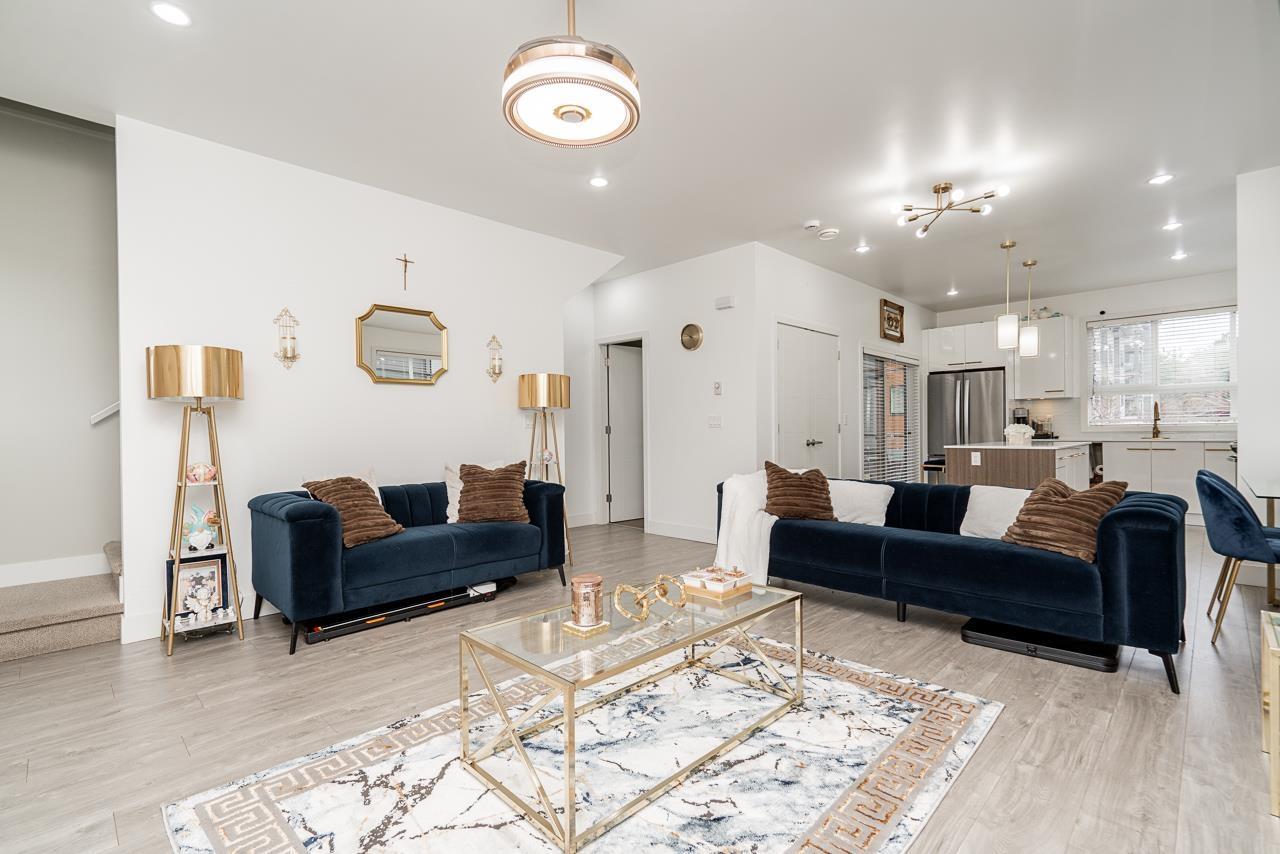 8 1938 NORTH PARALLEL ROAD