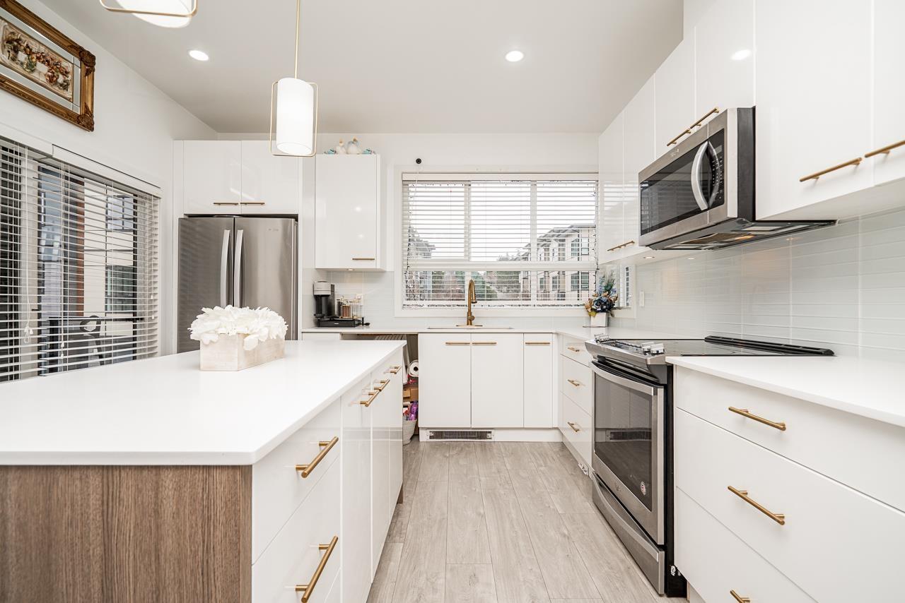 8 1938 NORTH PARALLEL ROAD