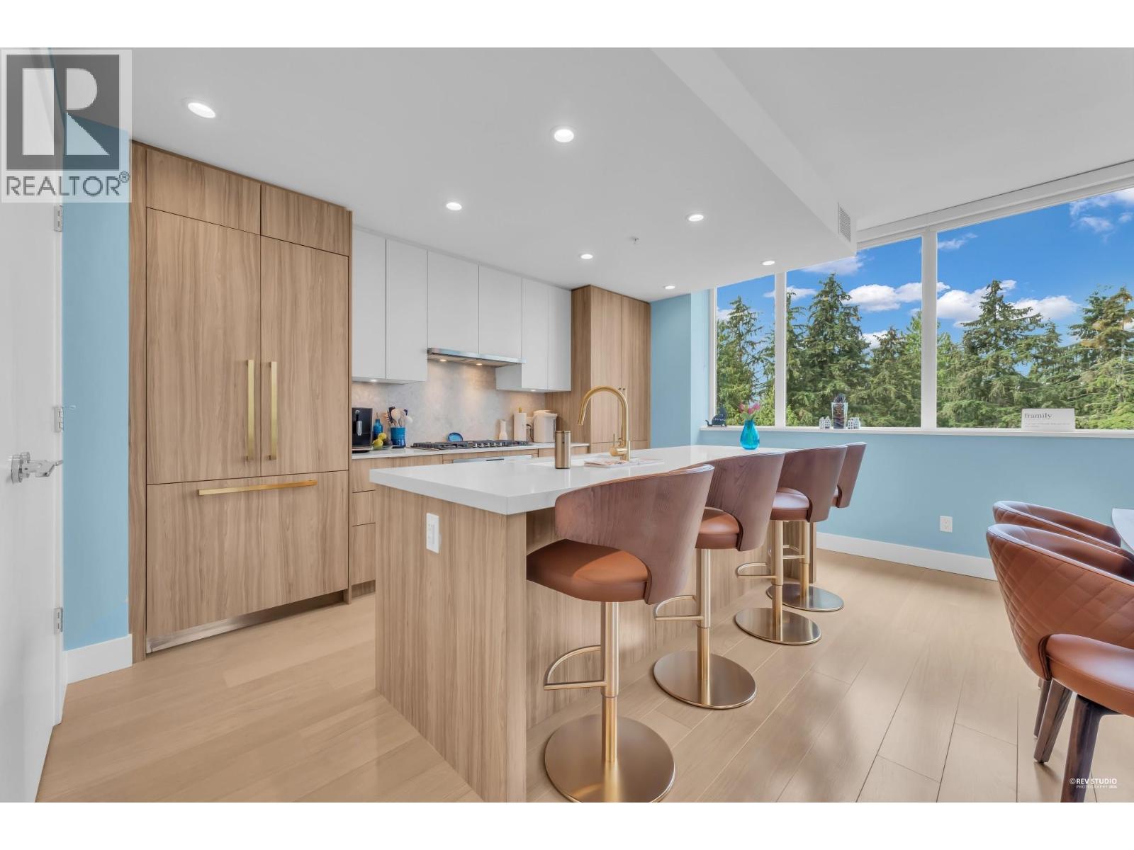 1101 2375 EMERY COURT