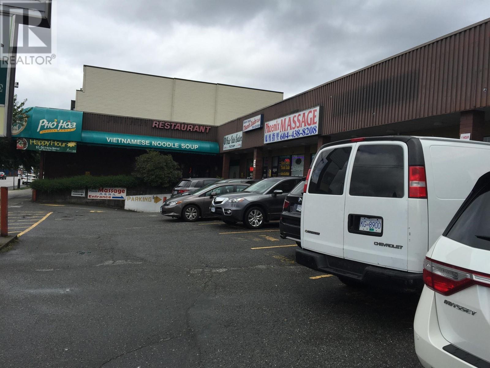 2257-2273 KINGSWAY
