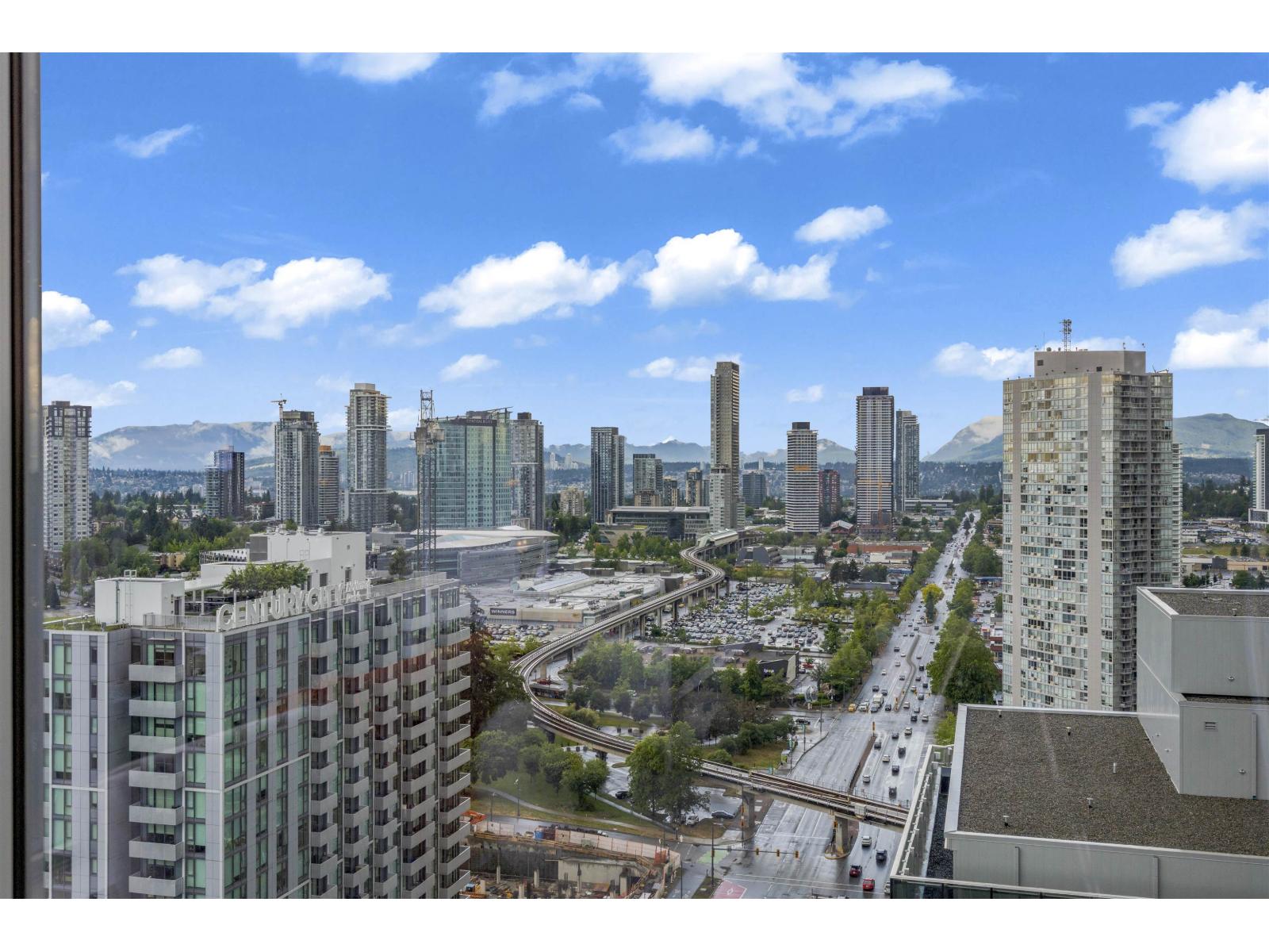 2704 13615 FRASER HIGHWAY