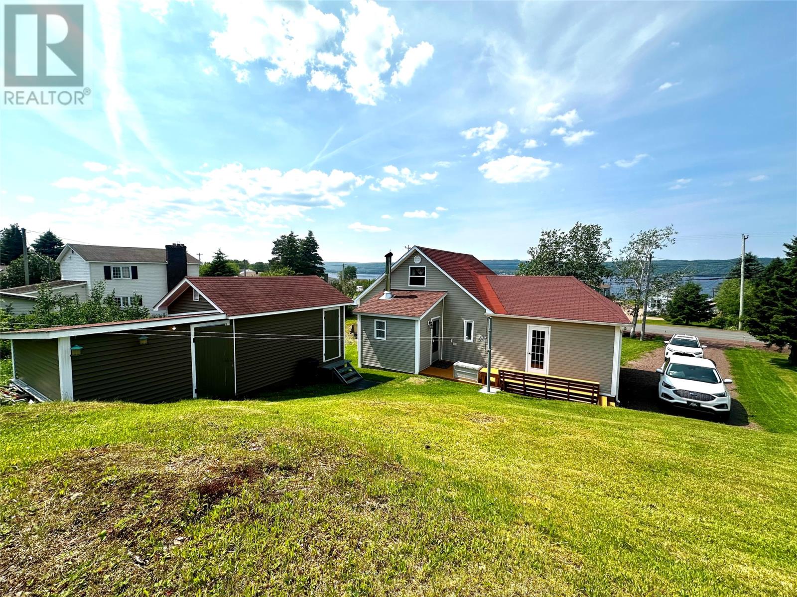 153 Commonwealth Drive