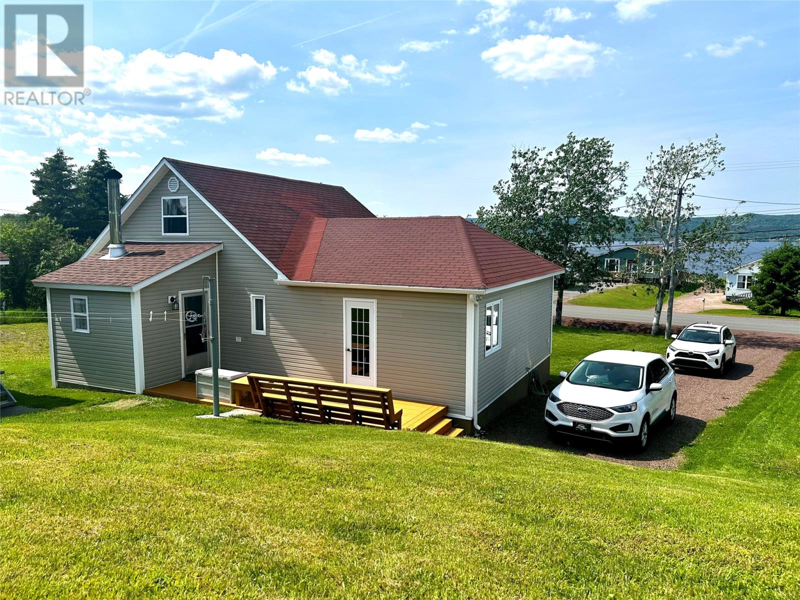 153 Commonwealth Drive