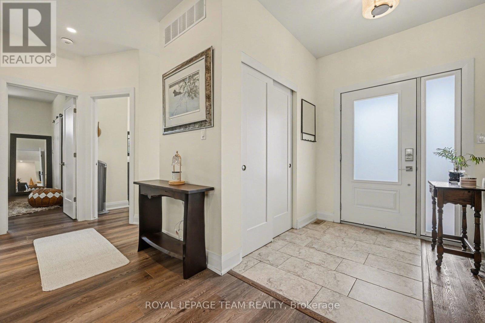 121 GRASSHOPPER LANE