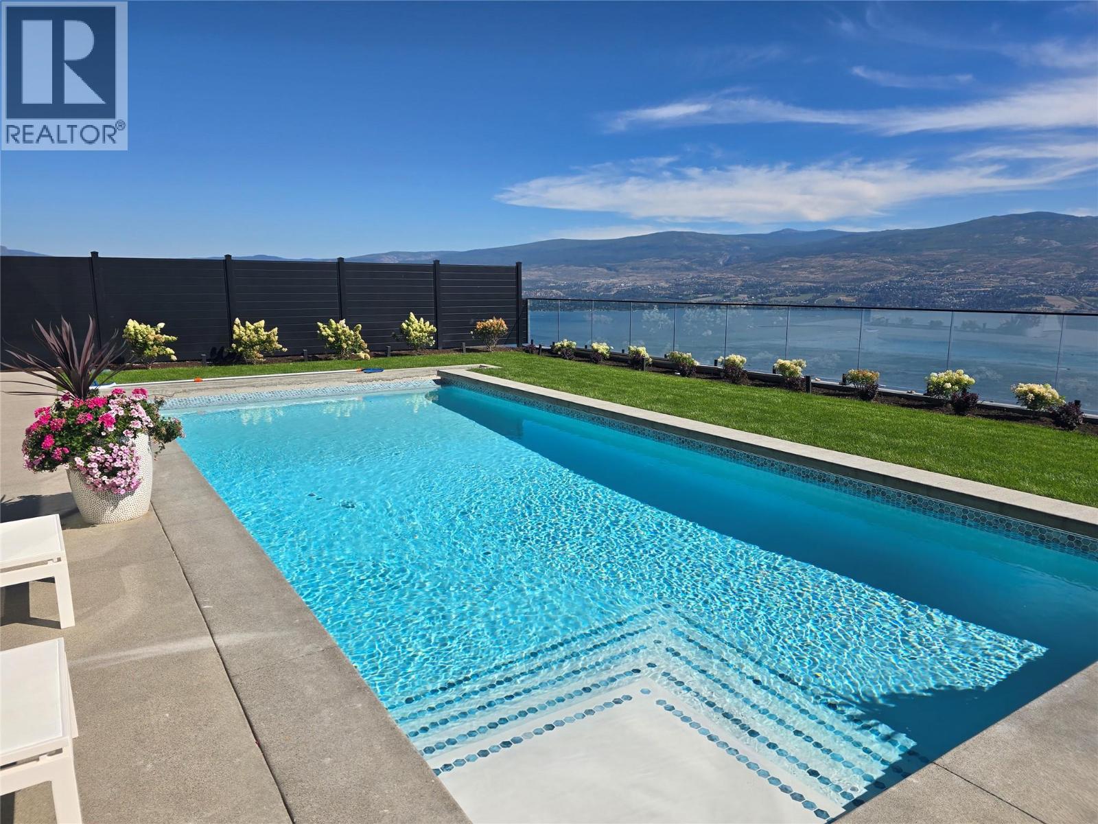 1391 Vineyard Drive