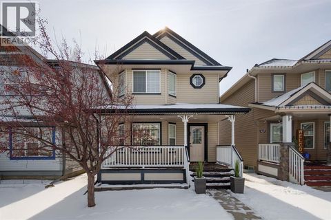 641 Evermeadow Road SW Calgary AB T2Y4W8
