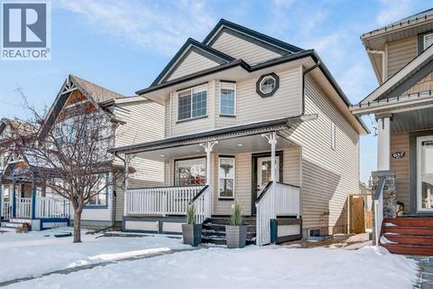 641 Evermeadow Road SW Calgary AB T2Y4W8