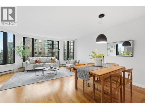 408 2201 PINE STREET Vancouver BC V6J5E7