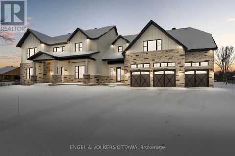 432 ASHBEE COURT Ottawa ON K4M0A8