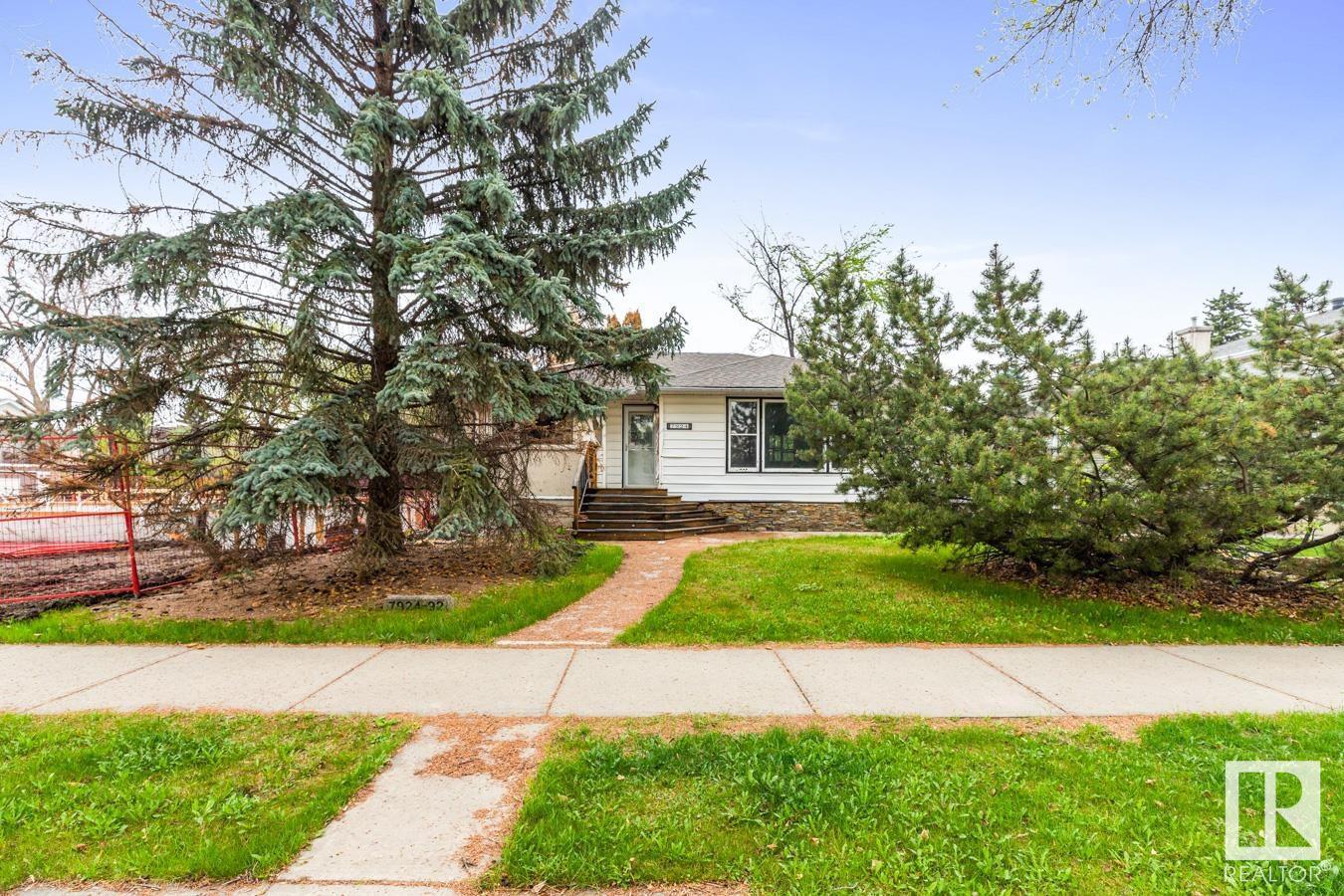 7924 92 AV NW