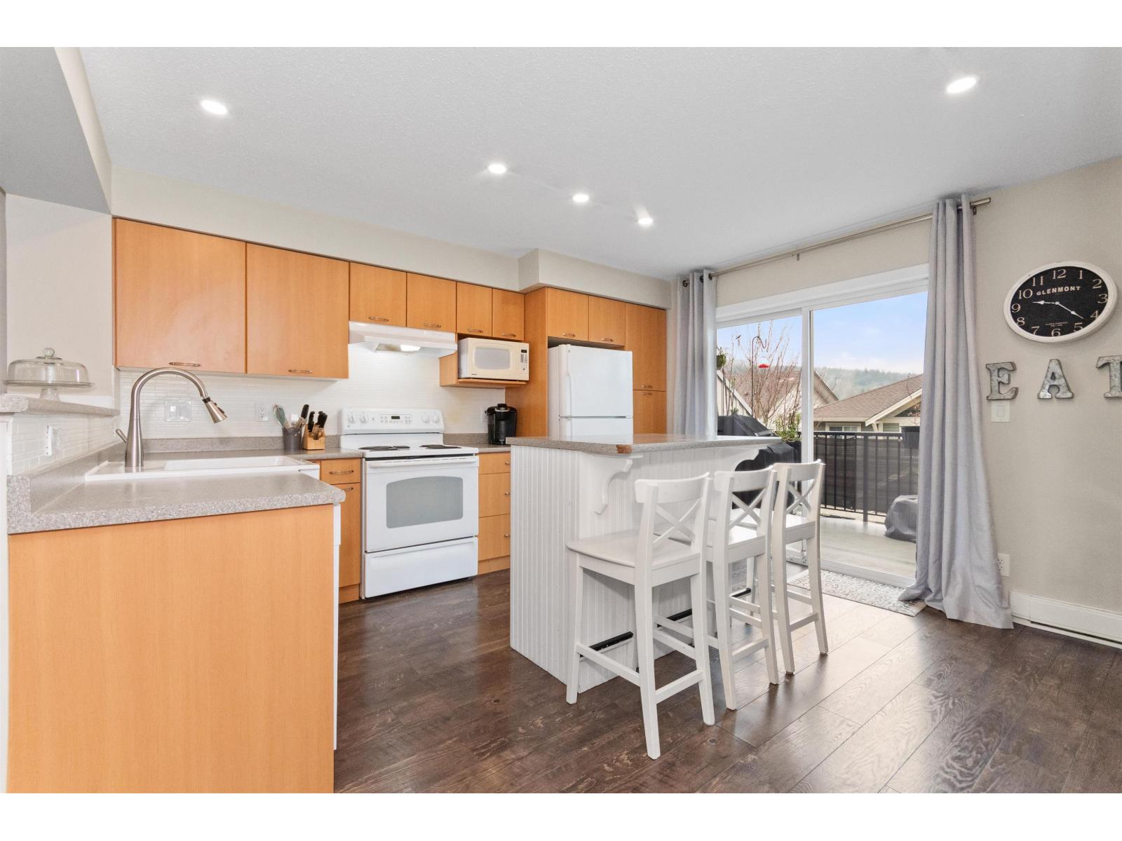 33 4401 BLAUSON BOULEVARD