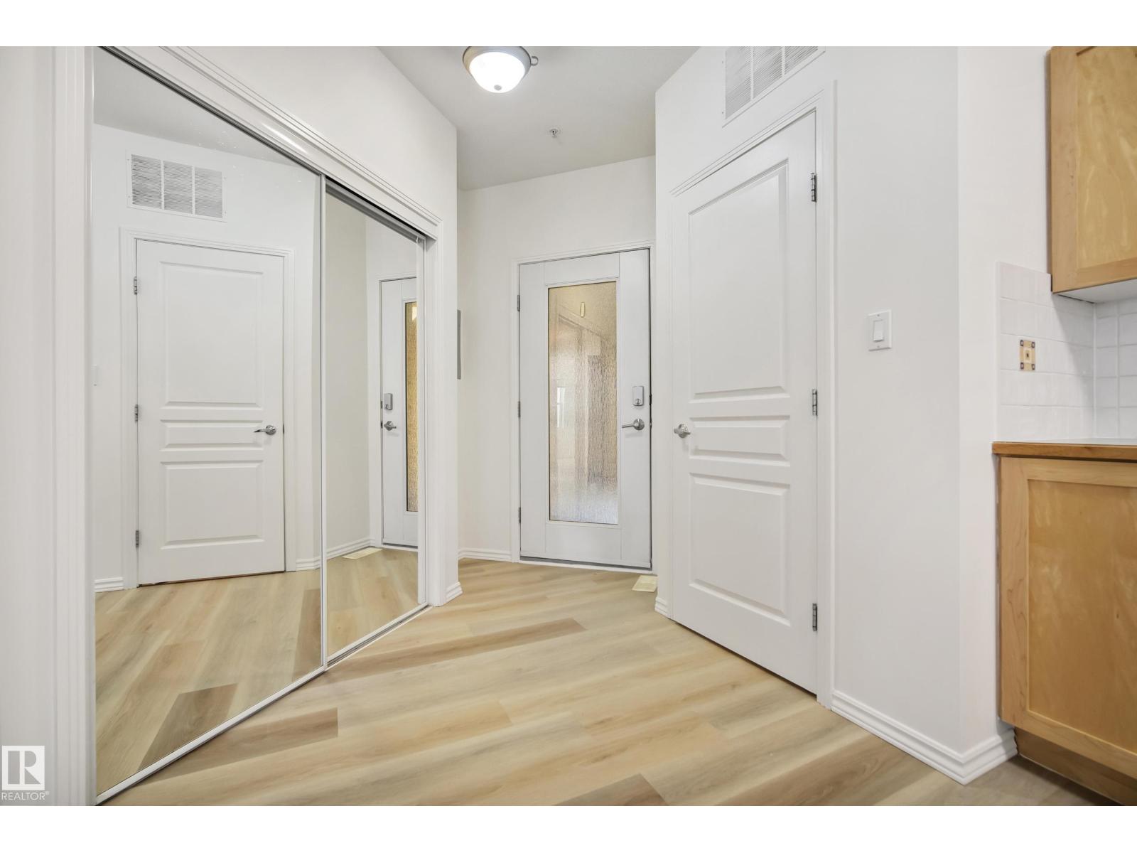 #317 11039 83 AV NW