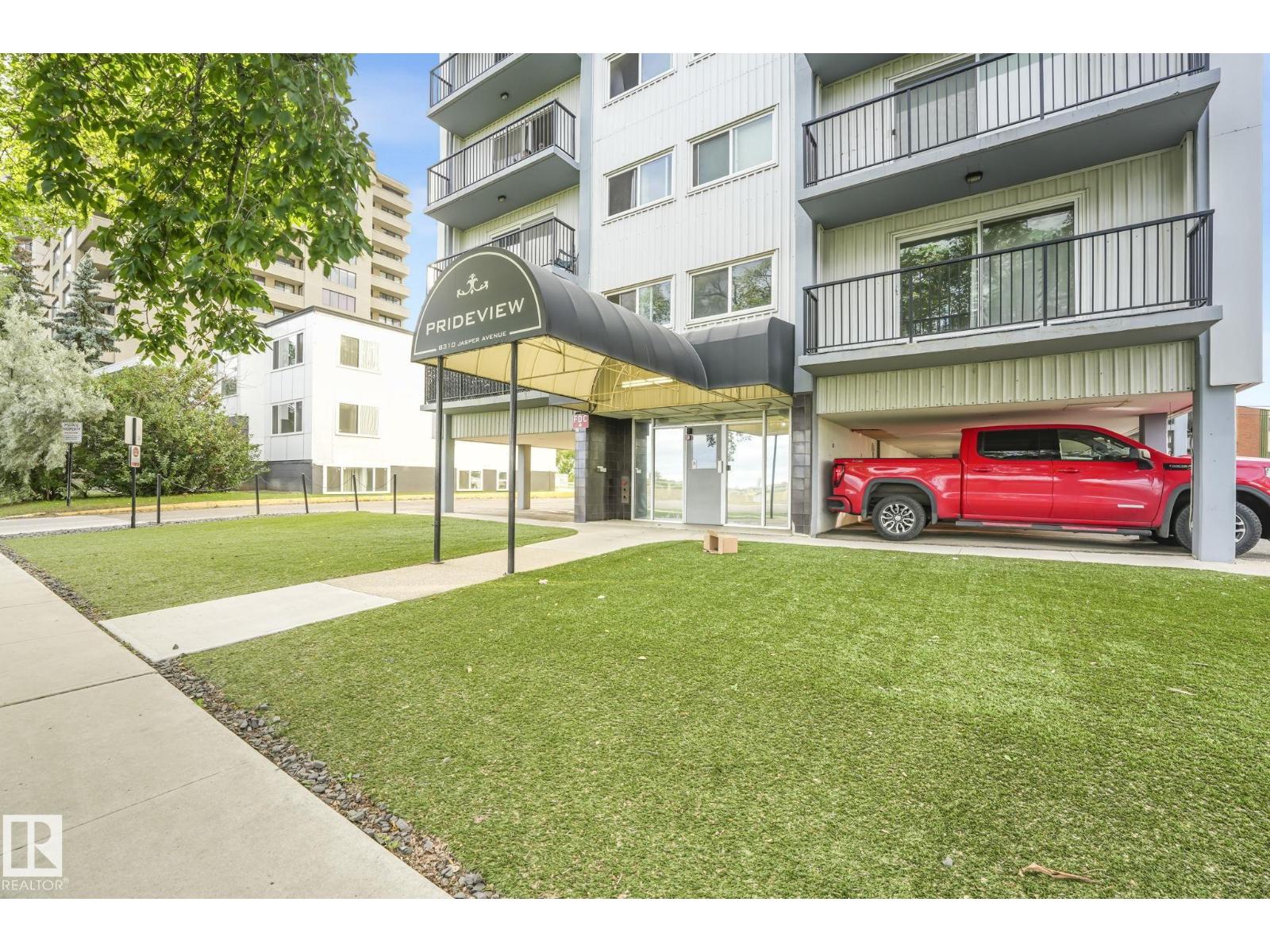 #306 8310 JASPER AV NW
