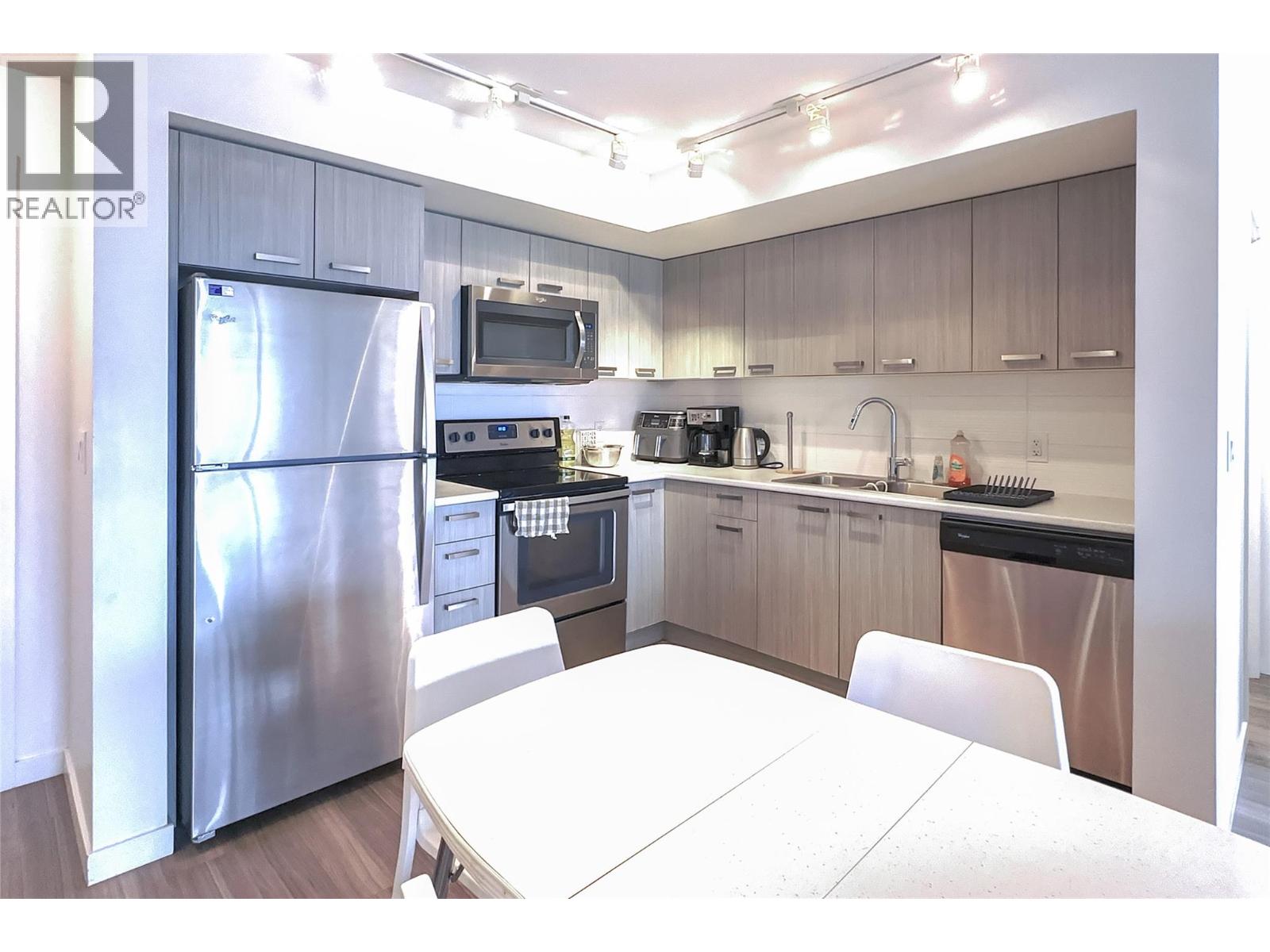 775 Academy Way Unit# 218