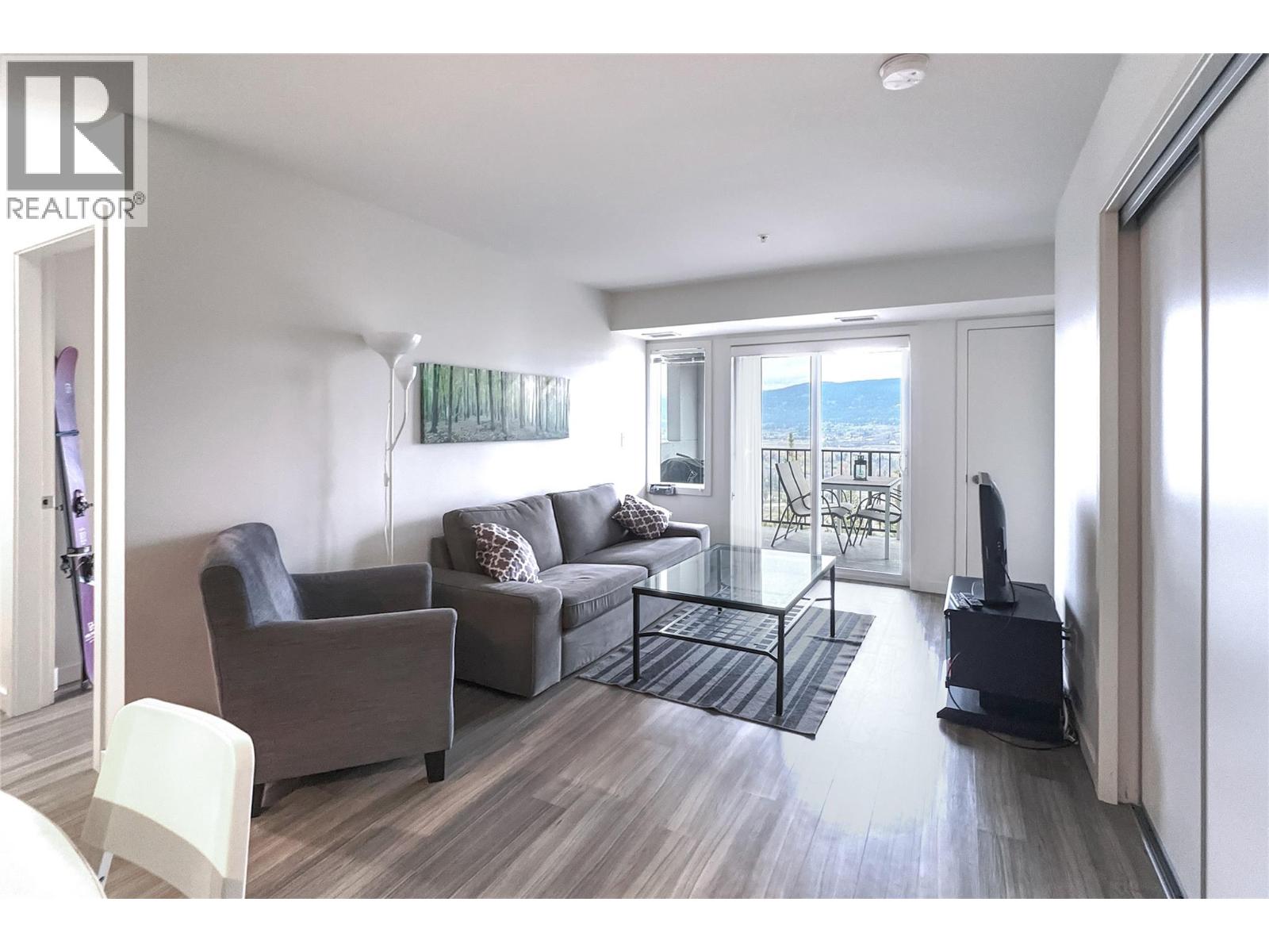 775 Academy Way Unit# 218