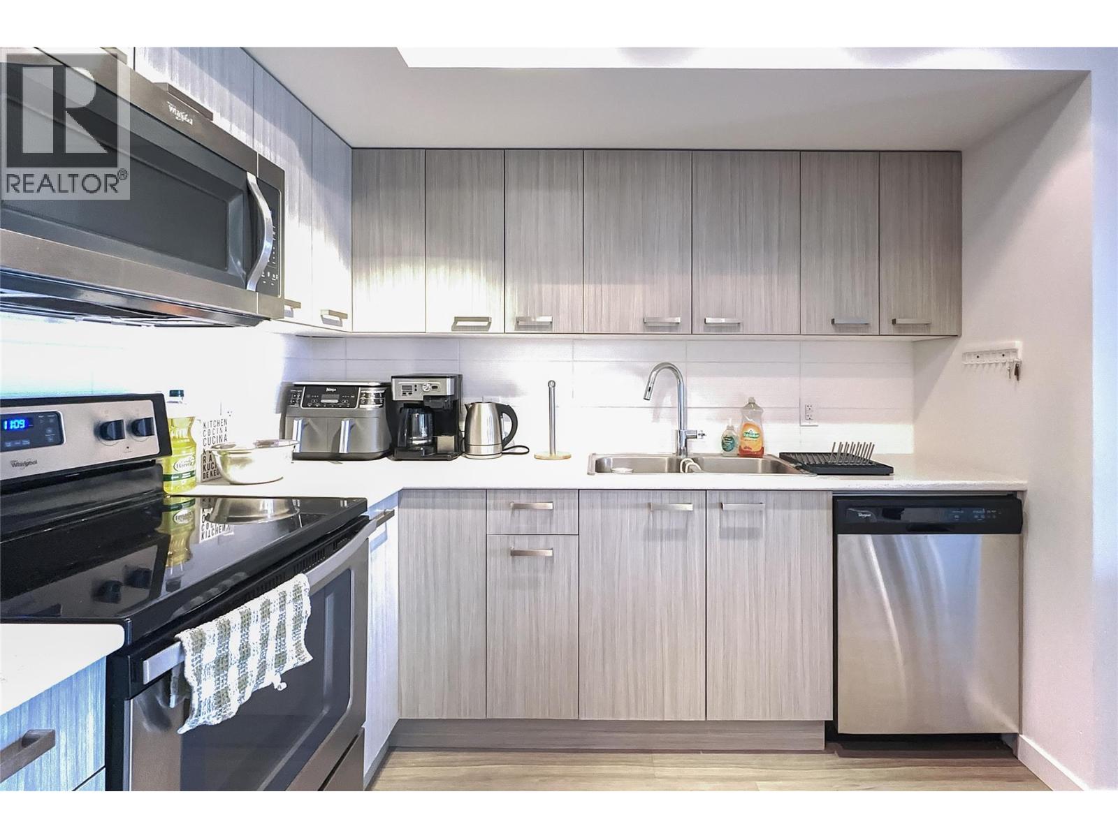 775 Academy Way Unit# 218