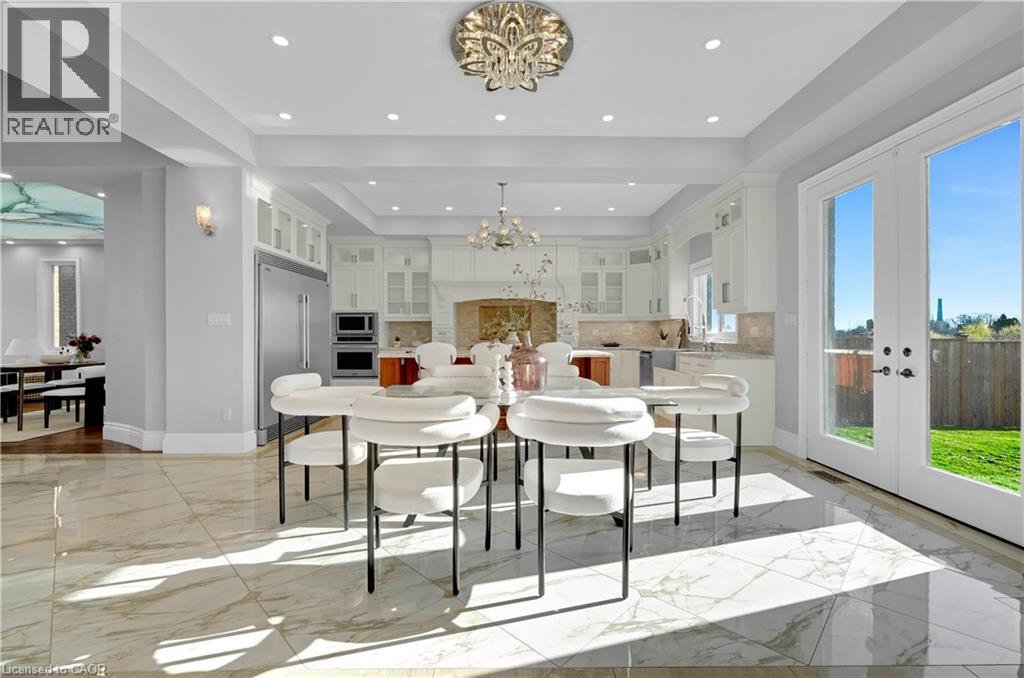 7 RIESLING Court