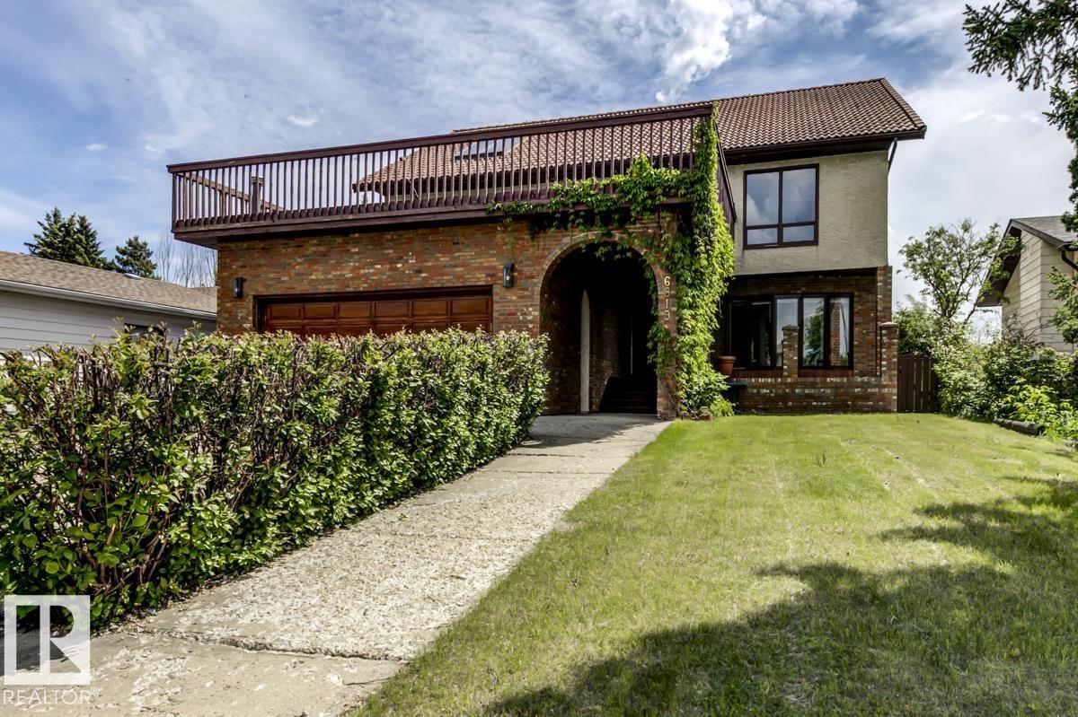 6819 10 Av NW