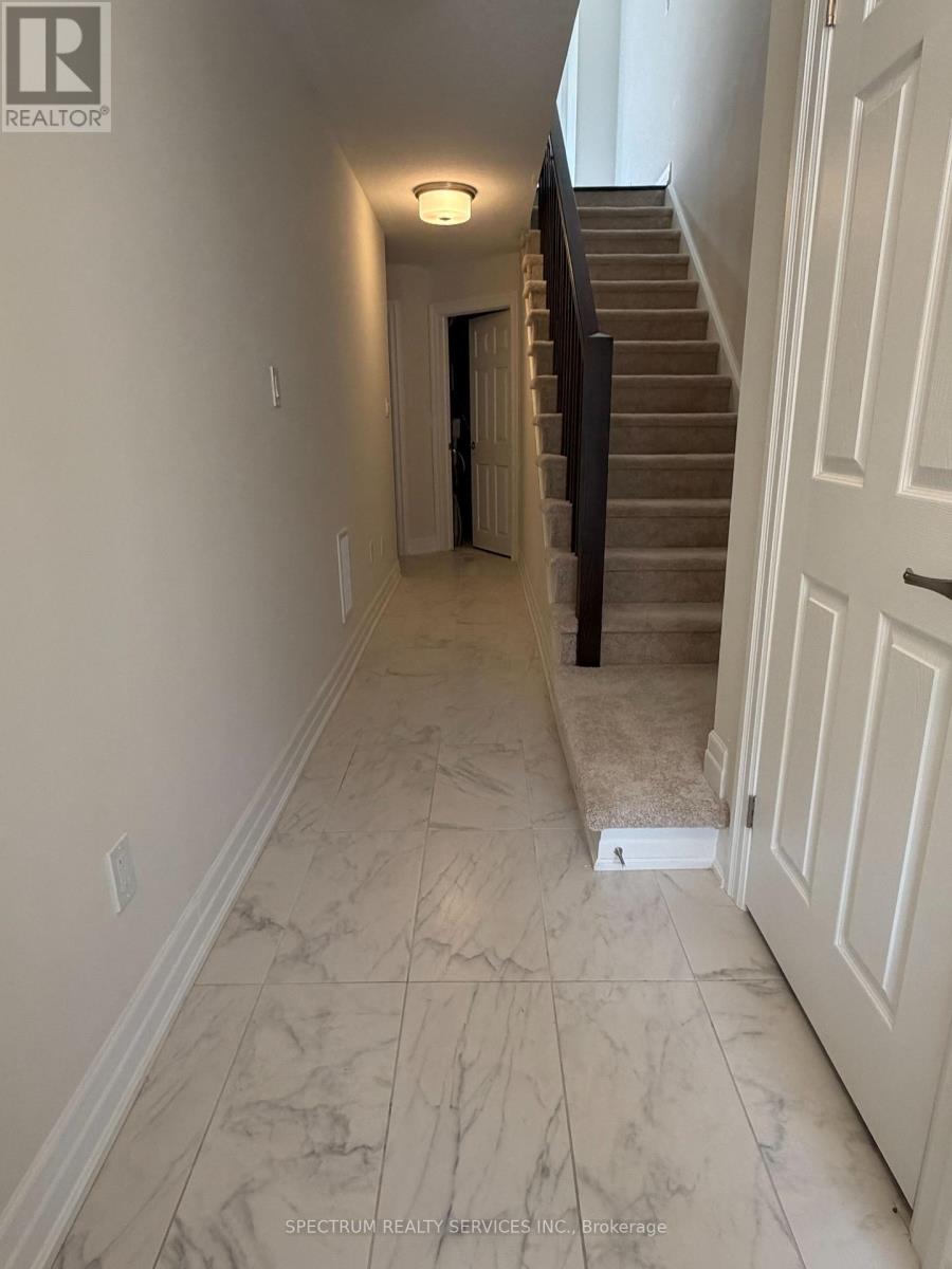 51 - 620 COLBORNE STREET W
