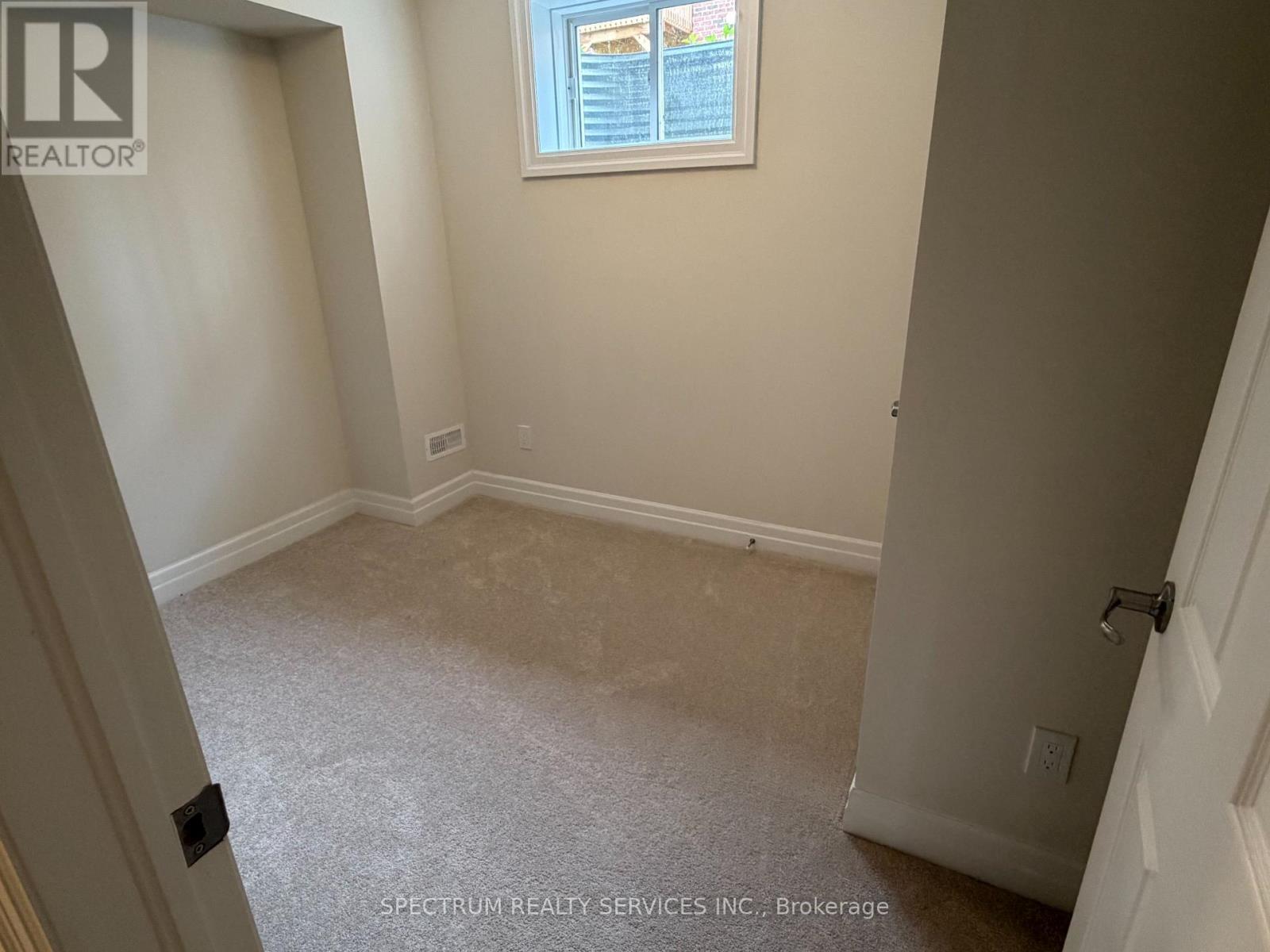 51 - 620 COLBORNE STREET W