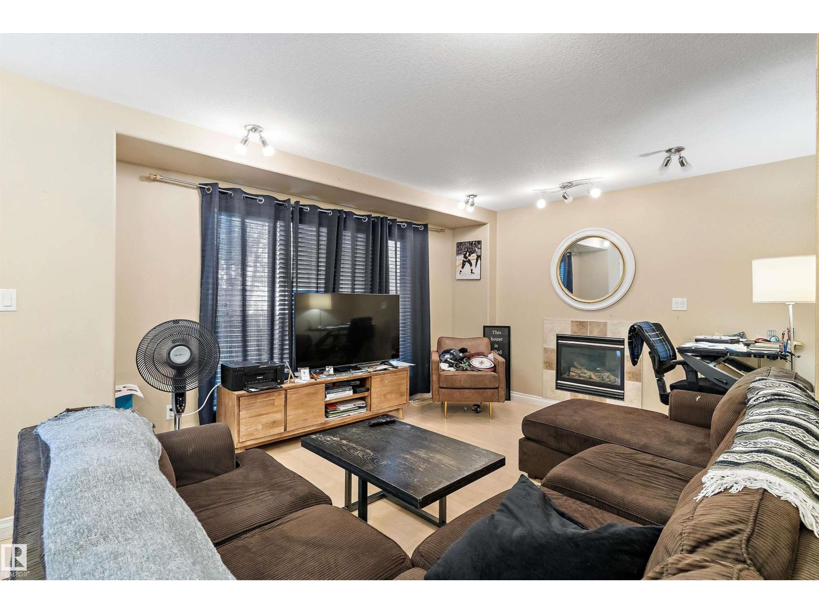 10924 92 ST NW NW