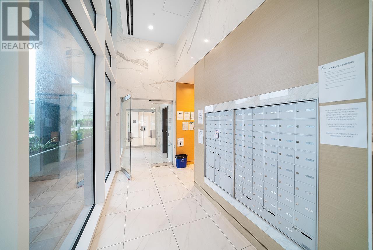 501 6398 SILVER AVENUE