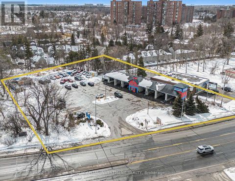 2562 BANK STREET S Ottawa ON K1T1M9