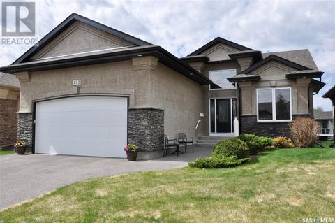 132 201 Cartwright TERRACE Saskatoon SK S7T0A4