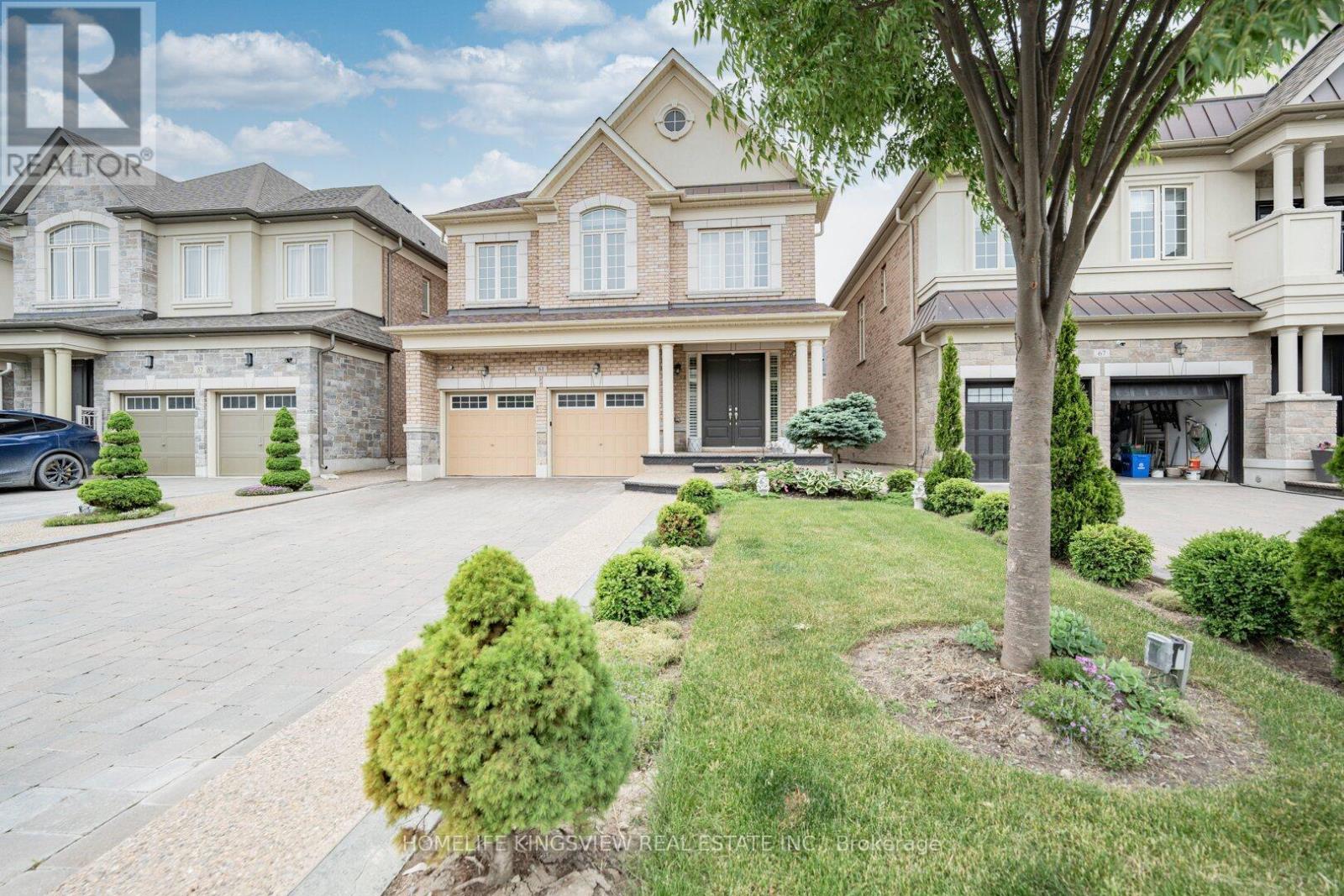 61 ROSS VENNARE CRESCENT