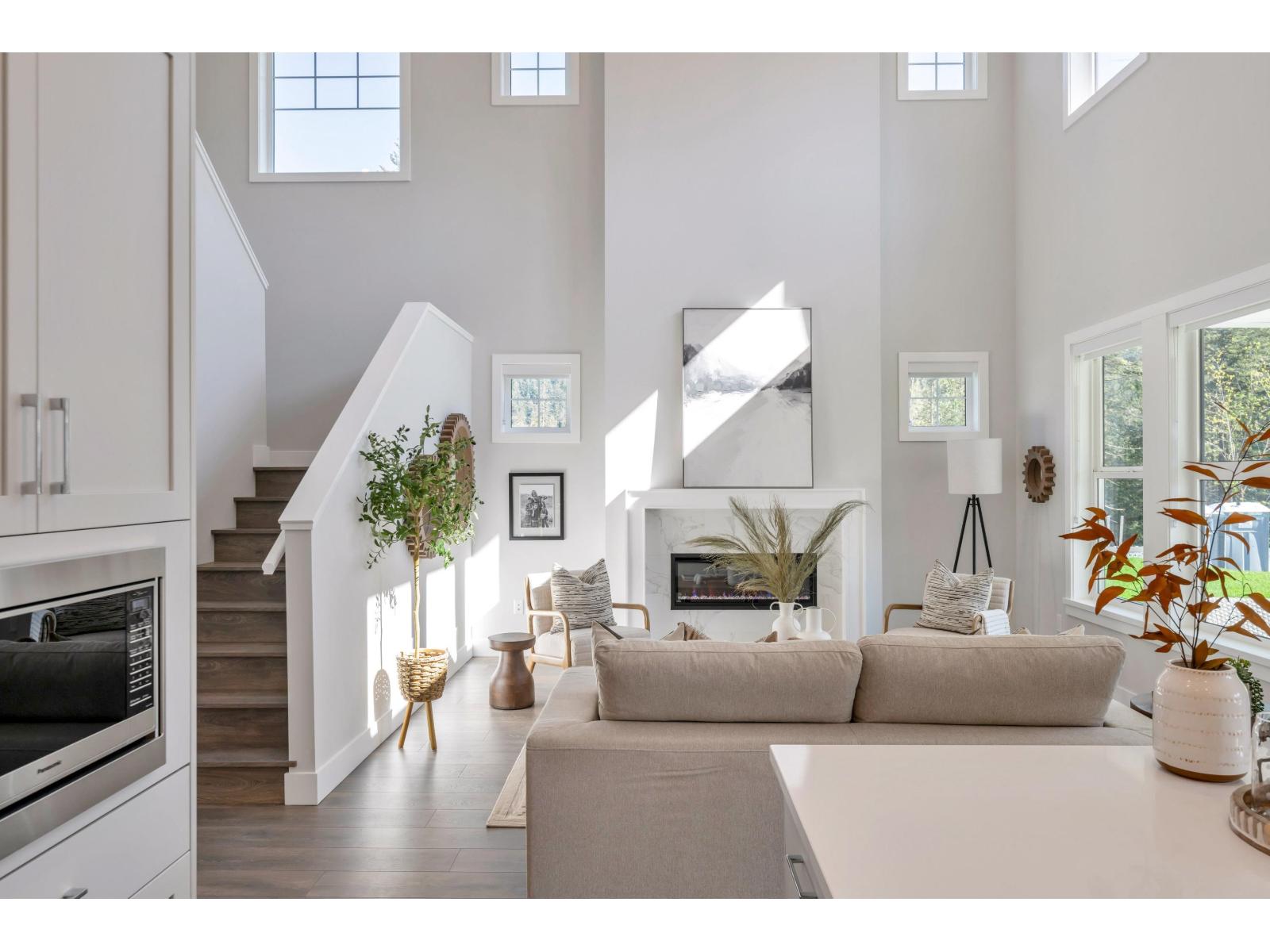 1997 SPARROW HAWK PLACE|Mt Woodside