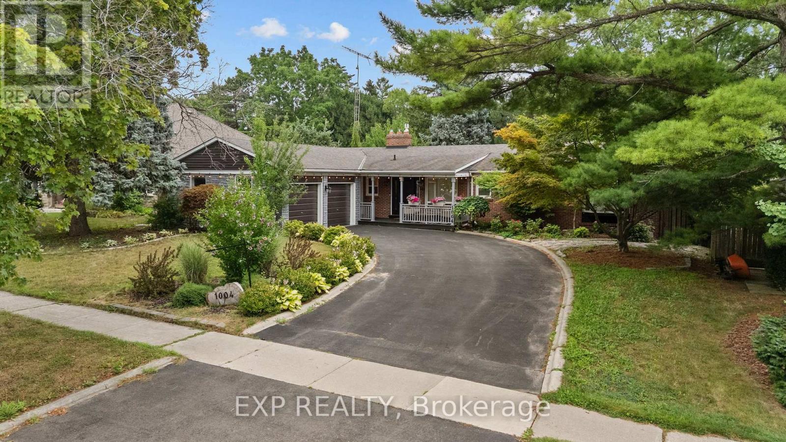 1004 CALDWELL AVENUE