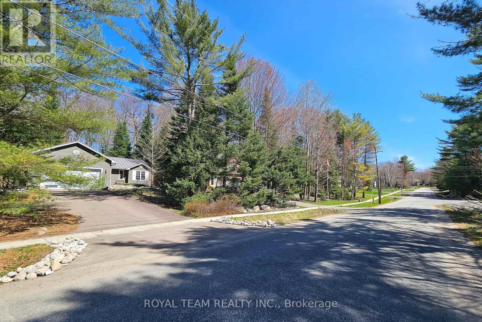 22 DALEMAN DRIVE