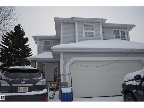 11511 9 AV NW Edmonton AB T6J6T9