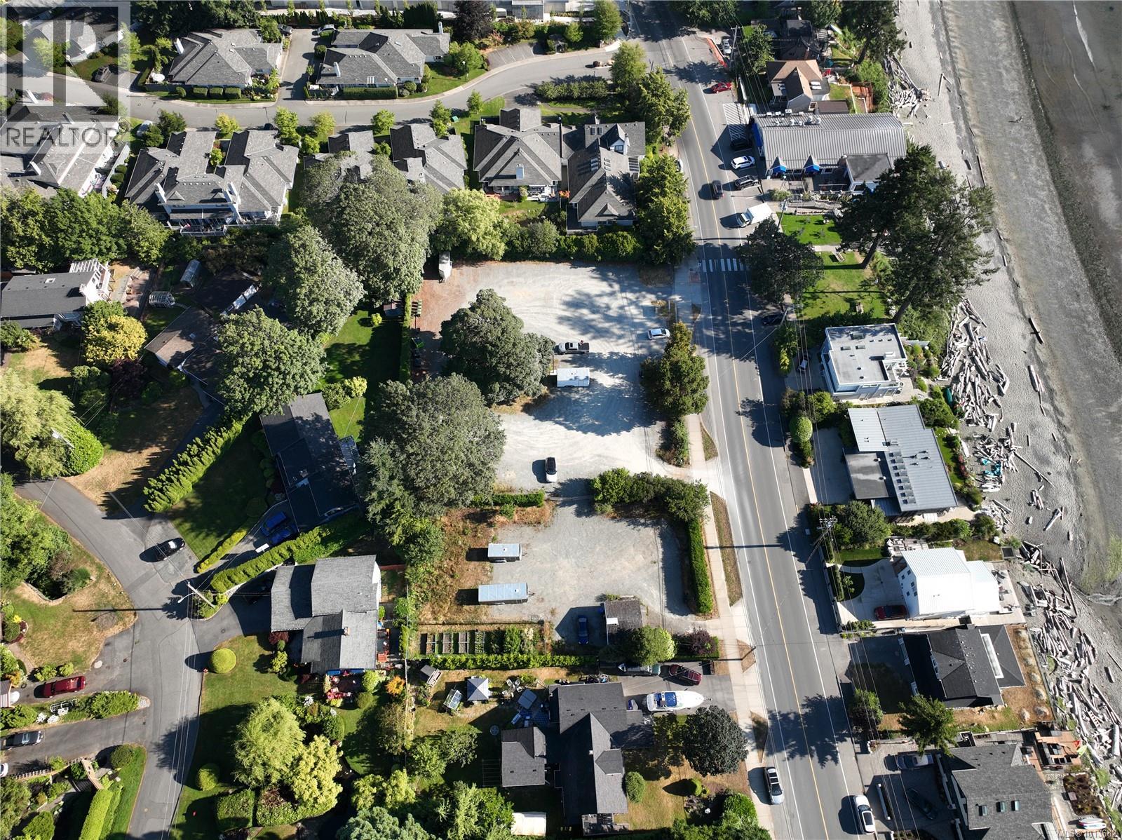 5090 Cordova Bay Rd