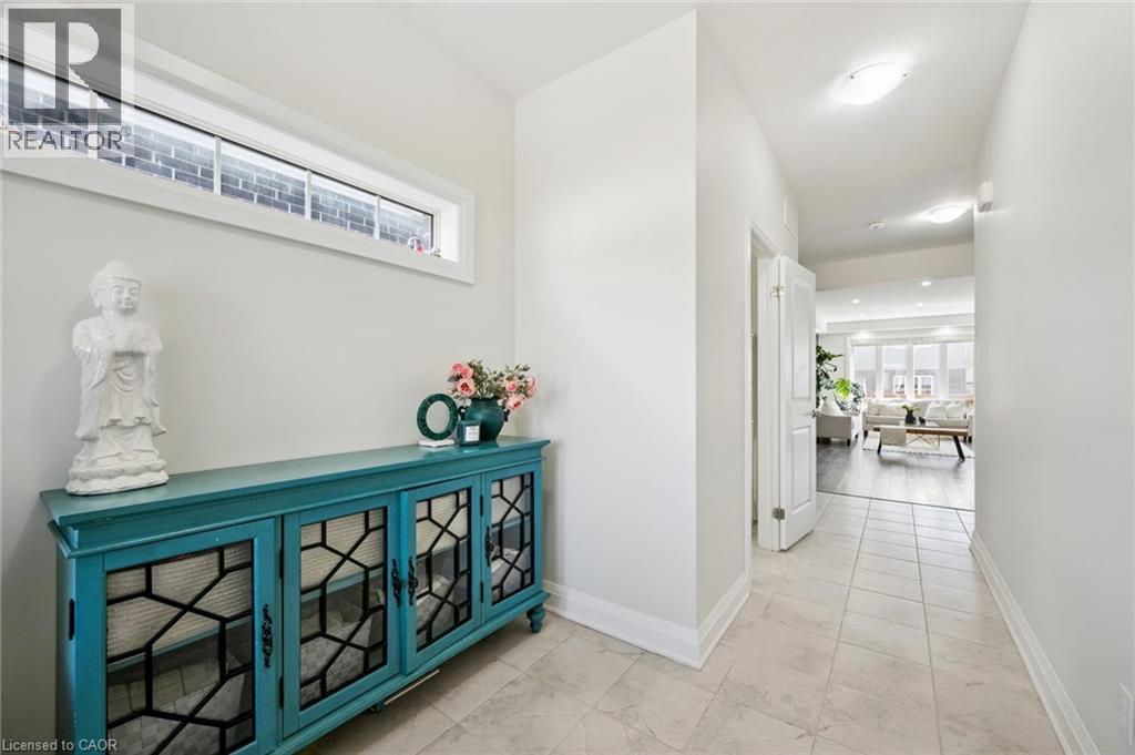 736 WOOD LILY Street
