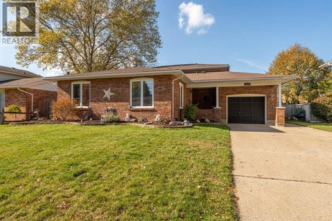 1105 SALISBURY STREET Sarnia ON N7S3V6