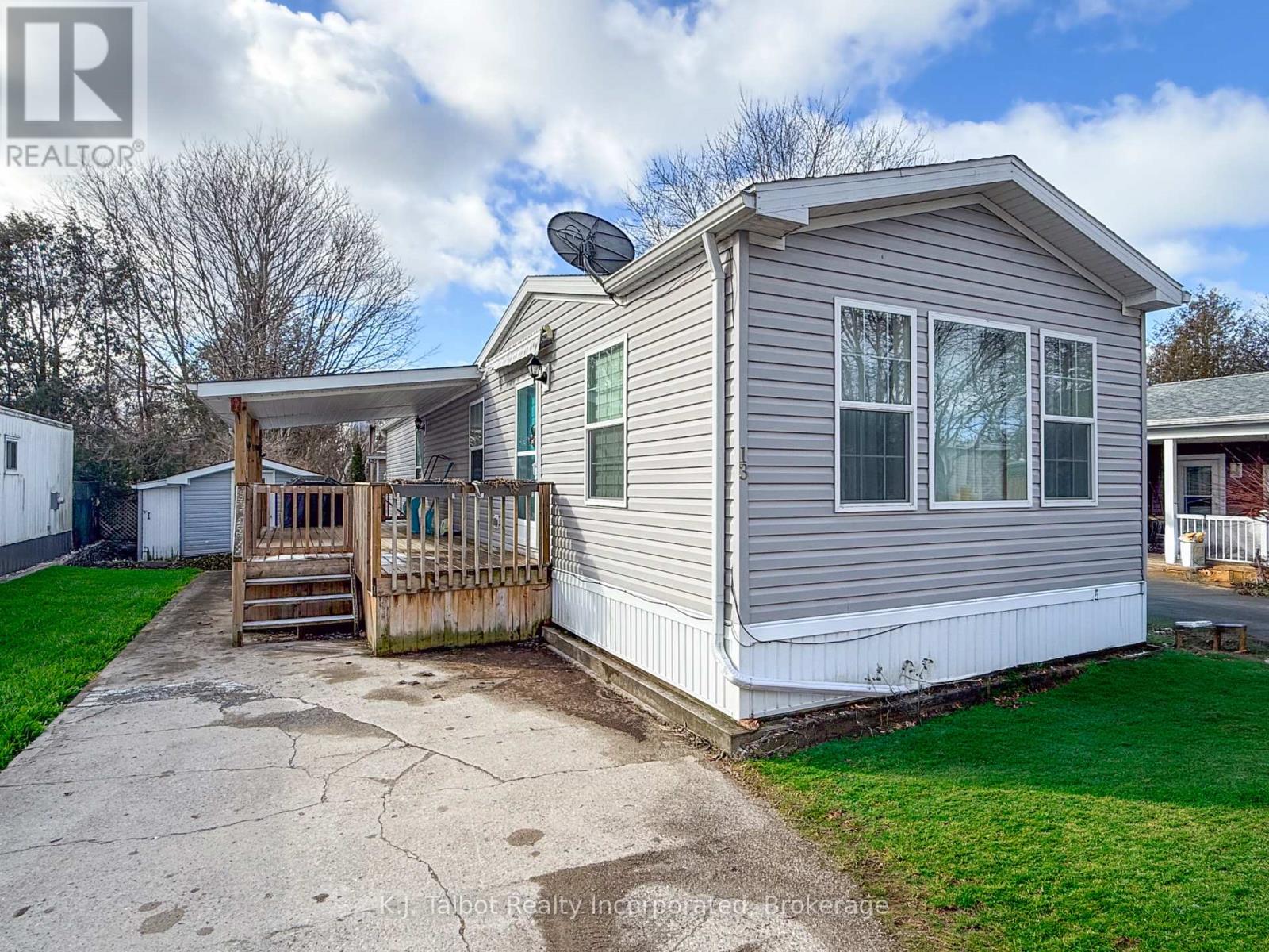 Photo 1 of 23 — 13 SUTTON DRIVE, Ashfield-Colborne-Wawanosh (Colborne), ON N7A3Y3