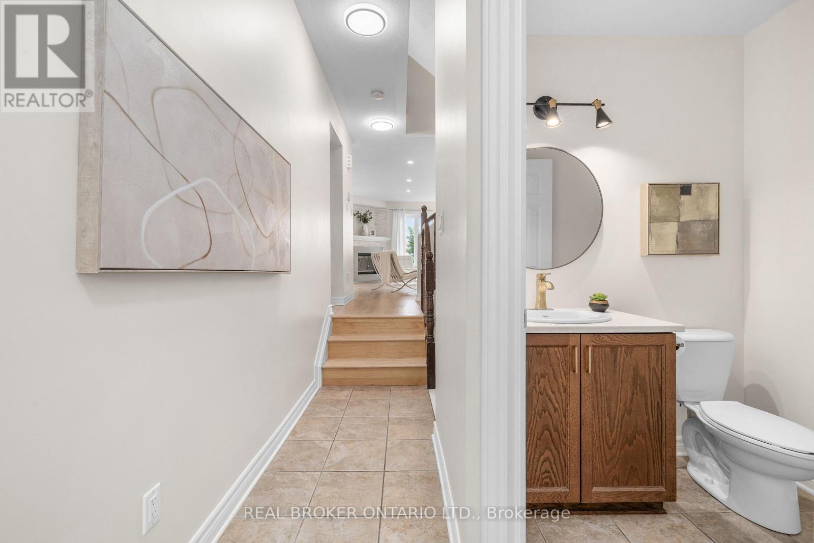 124 SILVERMOON CRESCENT