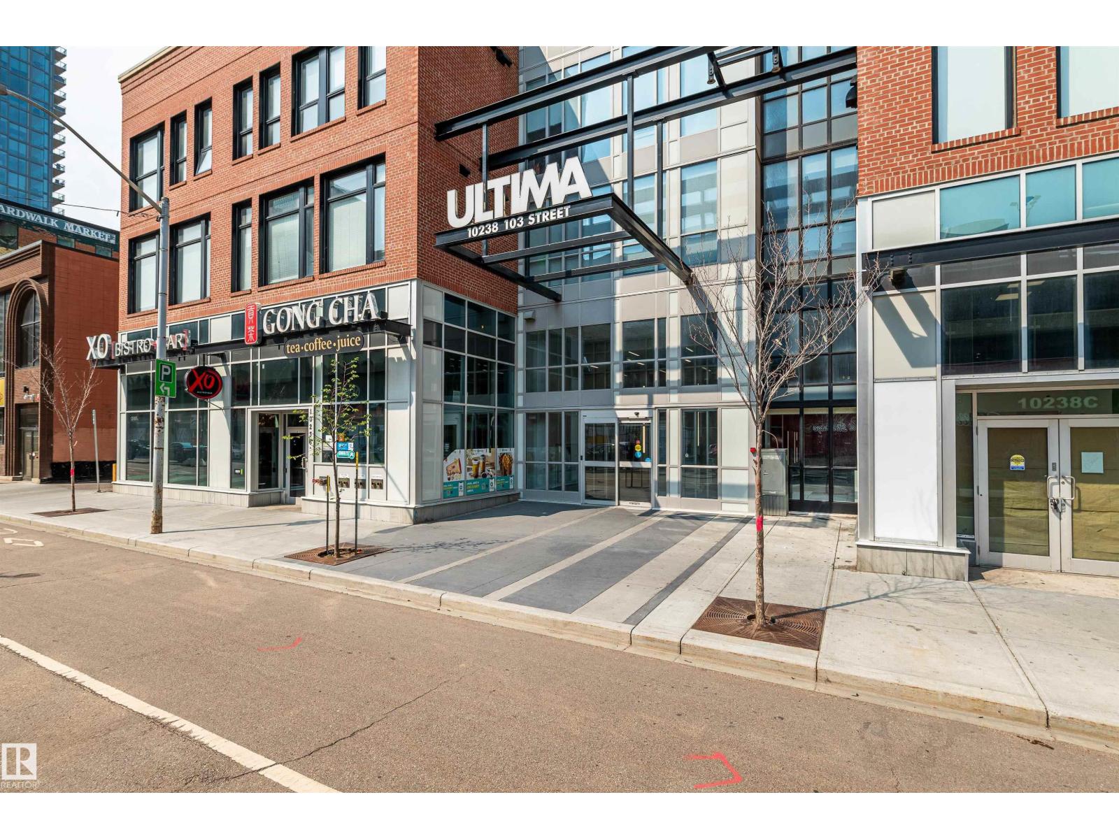 #801 10238 103 ST NW