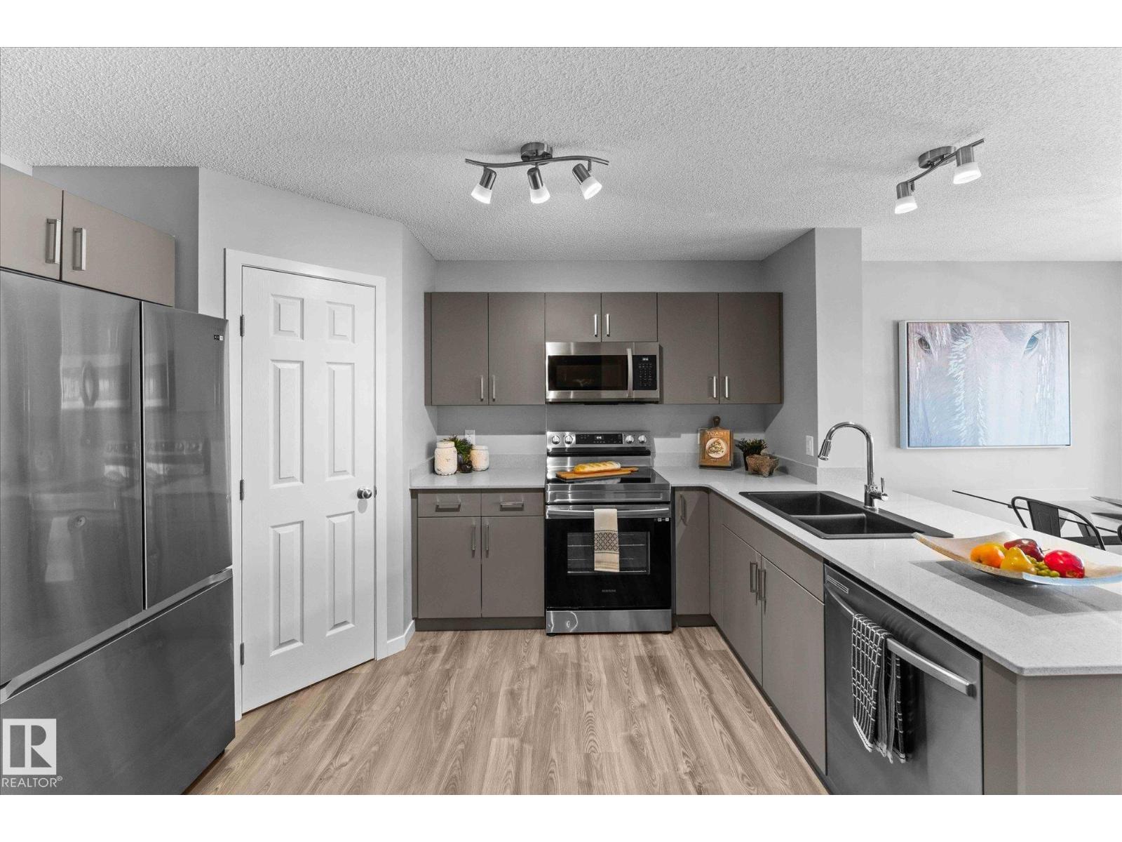 1321 SOUTH CREEK LI