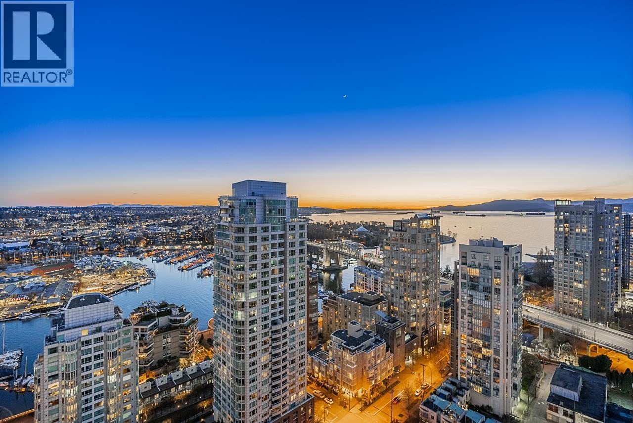 2703 1455 HOWE STREET