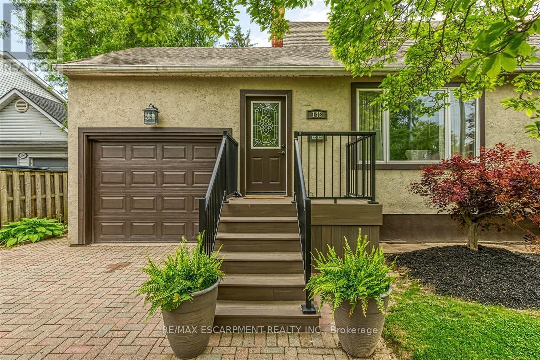 148 LAKESHORE ROAD