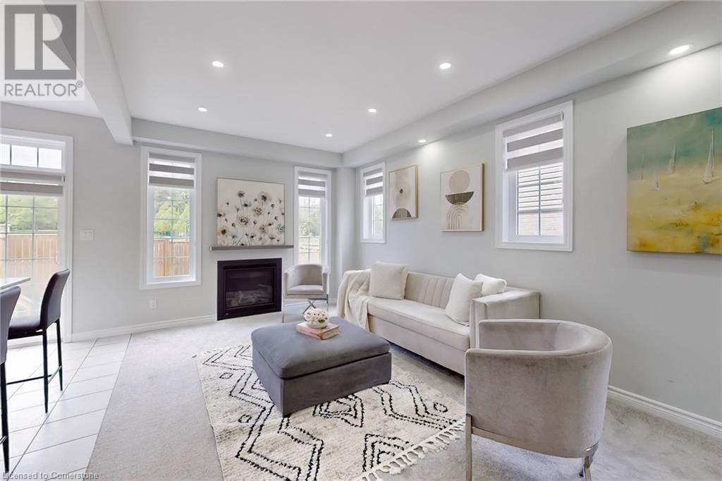 22 GLEASON Crescent Unit# 11