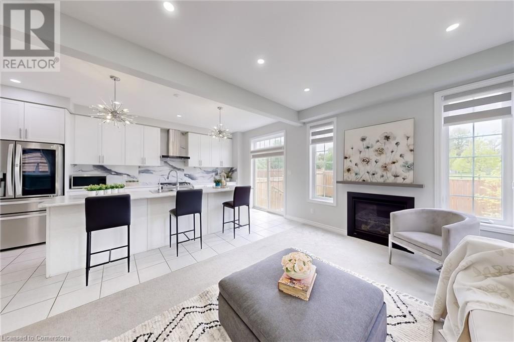 22 GLEASON Crescent Unit# 11